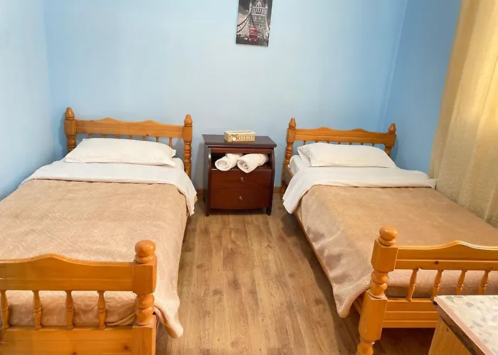 & Dhoma Me Qera Ditore Vendégház *