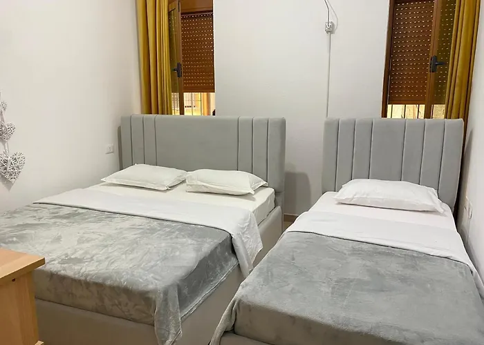 & Dhoma Me Qera Ditore Affittacamere *